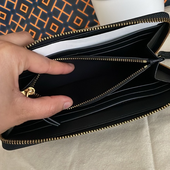 New✨ authentic Emerson tote bag & matching wallet in black - Picture 11 of 15